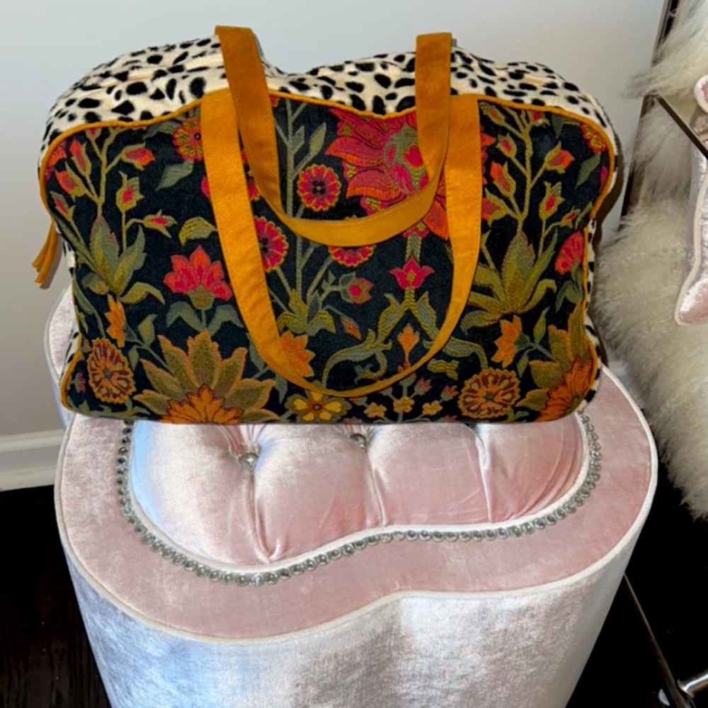 Atenti!! Overnight bag